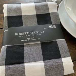 Black and White Checkered Tablecloth - 84x60in NWT